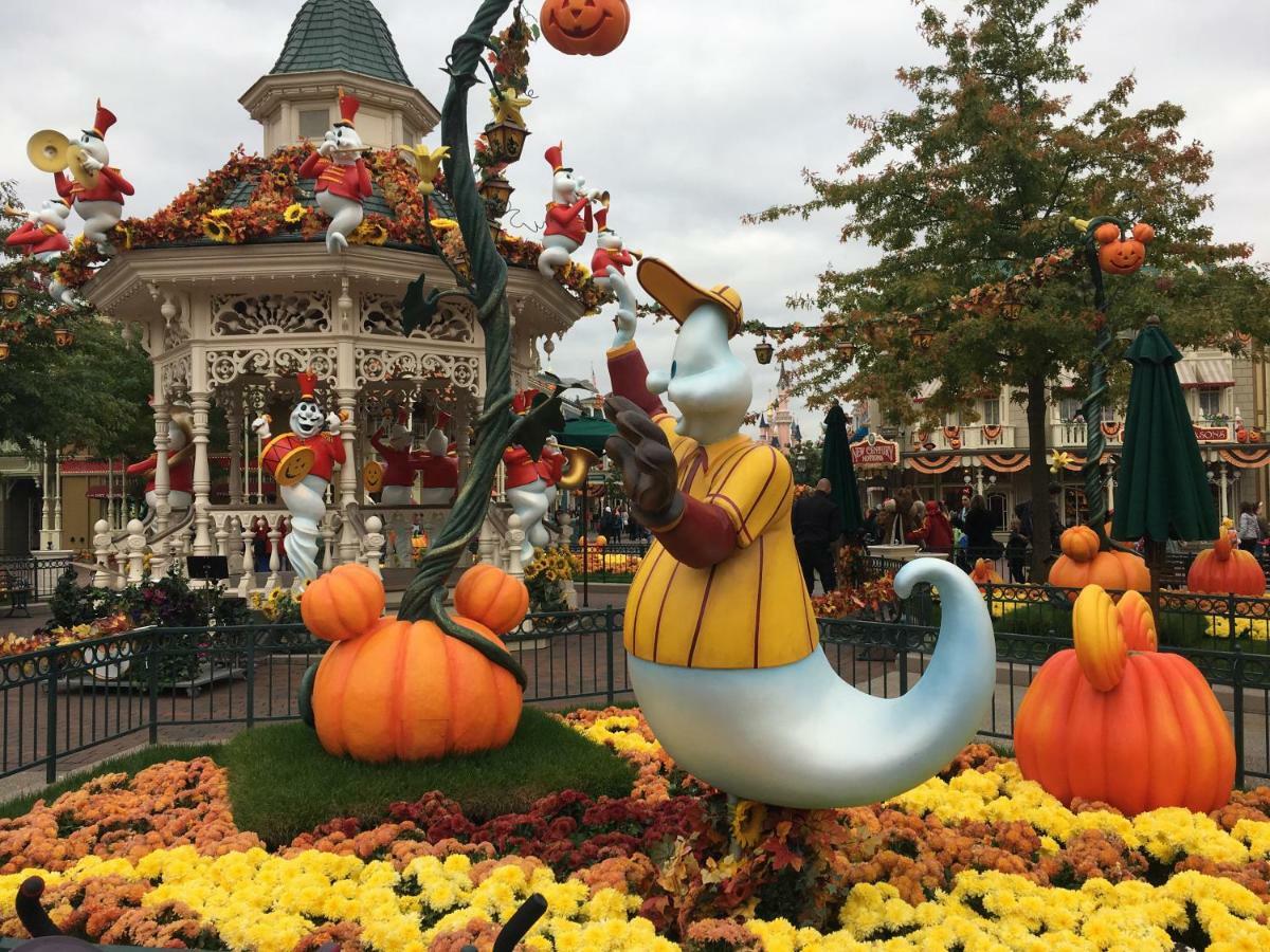 F&B'S Home Disneyland Paris Serris Exterior foto